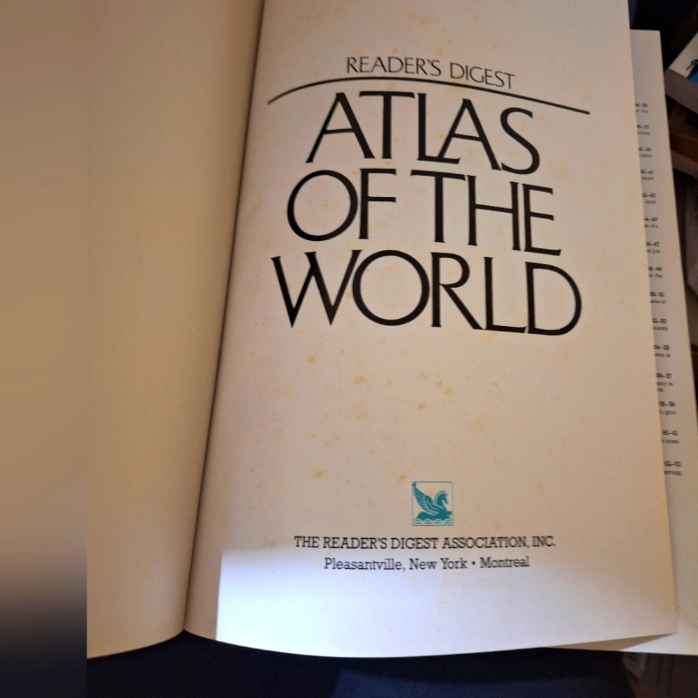 World Atlas Book - Picture 3 of 13